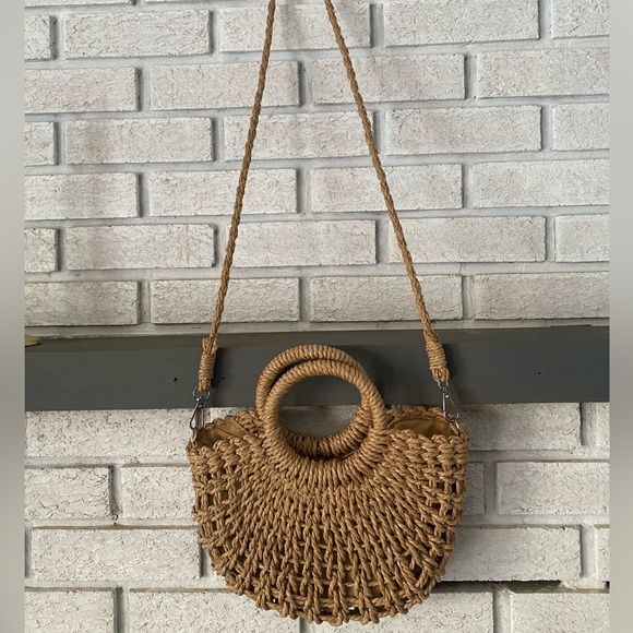 Handbags - Stylish Tan Woven Women's Bag